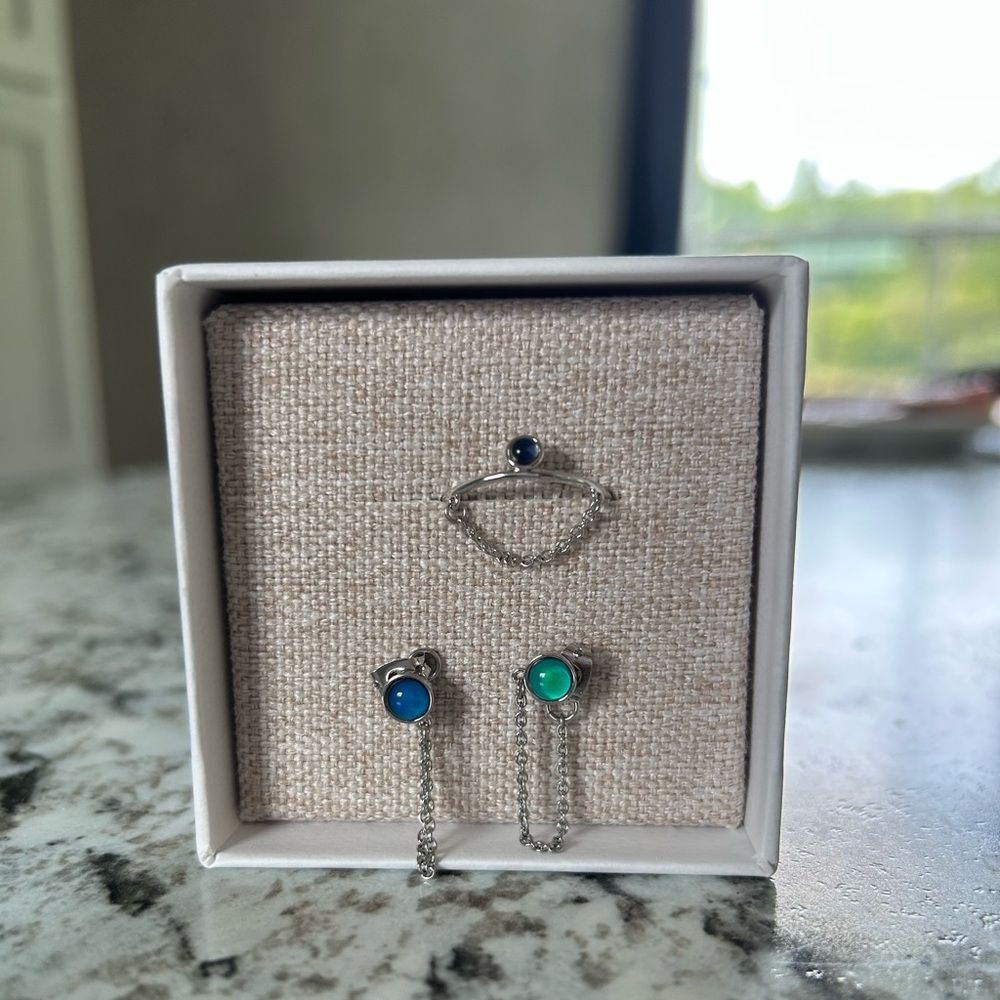 Pura Vida Mood Chain Wrap Earrings and Ring Set